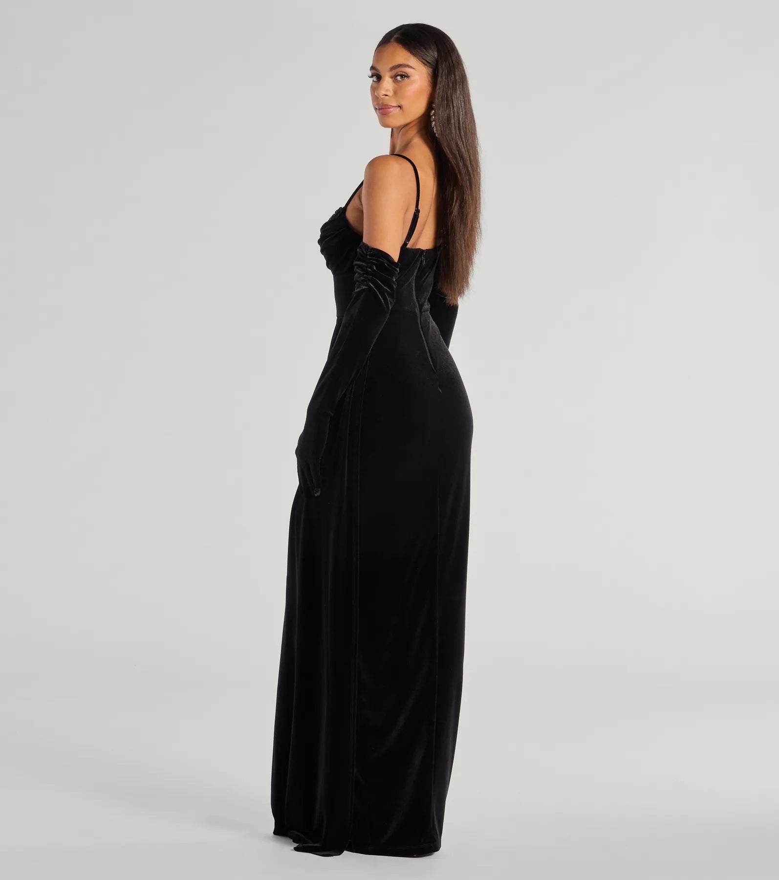 Inez Beaded Applique Velvet Formal Dress With Gloves